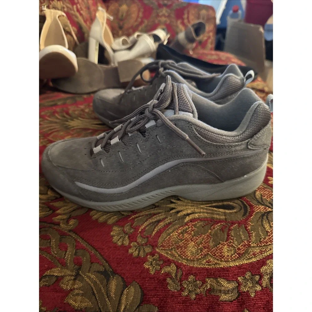 EASY SPIRIT WALK RUN TENNIS SHOES WOMENS GRAY STYLE SEROMY 22 SIZE 9M SNEAKERS